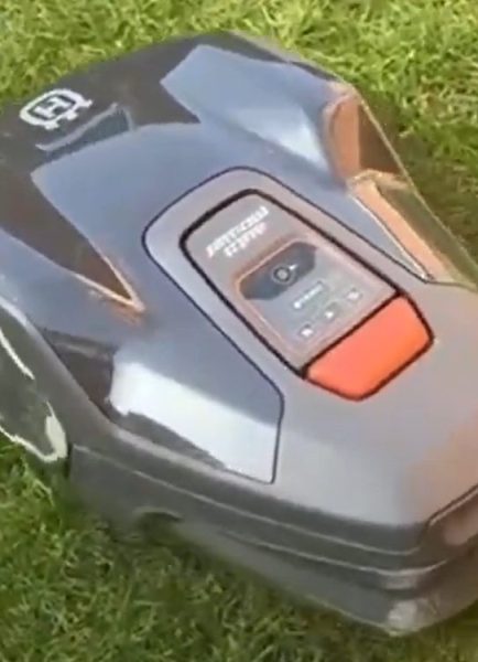 Robot mowers can handle domestic gardens and large fields